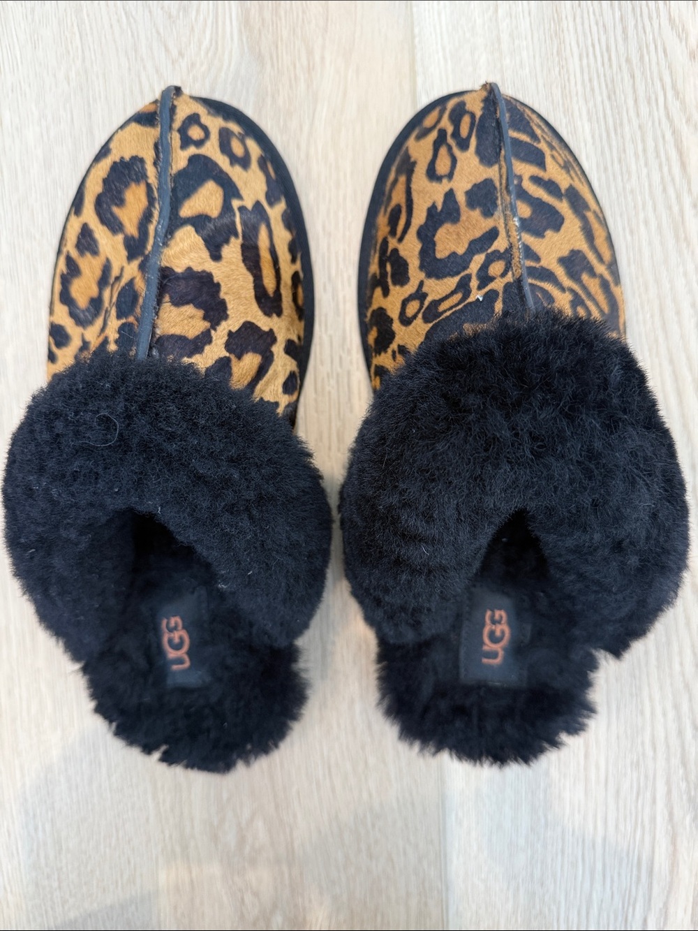 UGG Scuffette Leopard Print Shearling Clog Slippers - Black & Tan 8